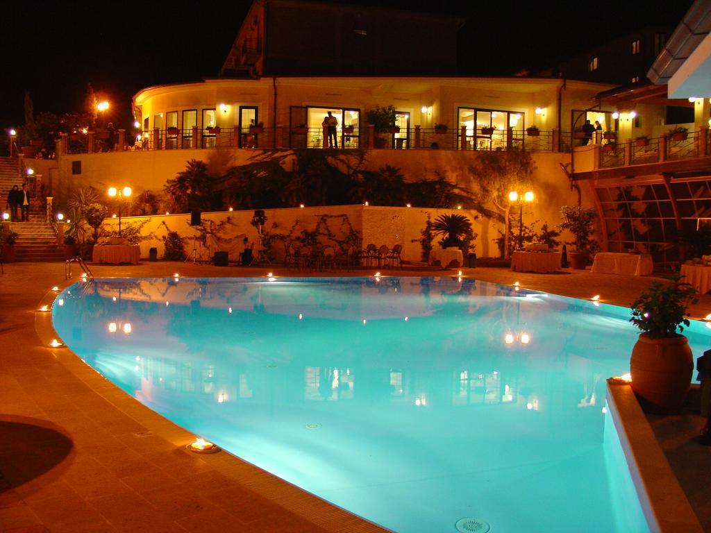 Hotel Barbieri Altomonte Exteriér fotografie