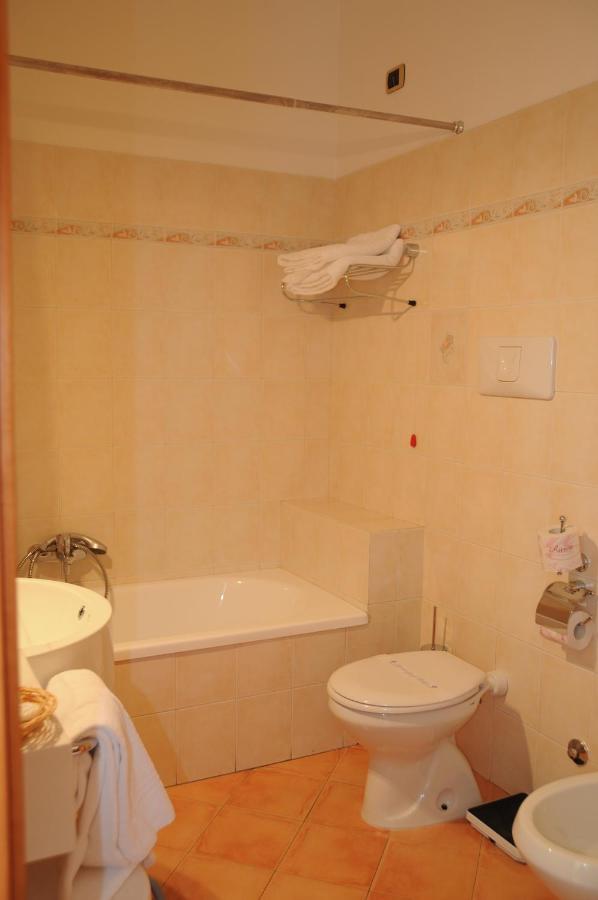 Hotel Barbieri Altomonte Pokoj fotografie